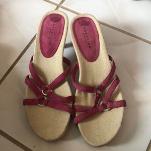 Reaction By Kenneth Cole sandals